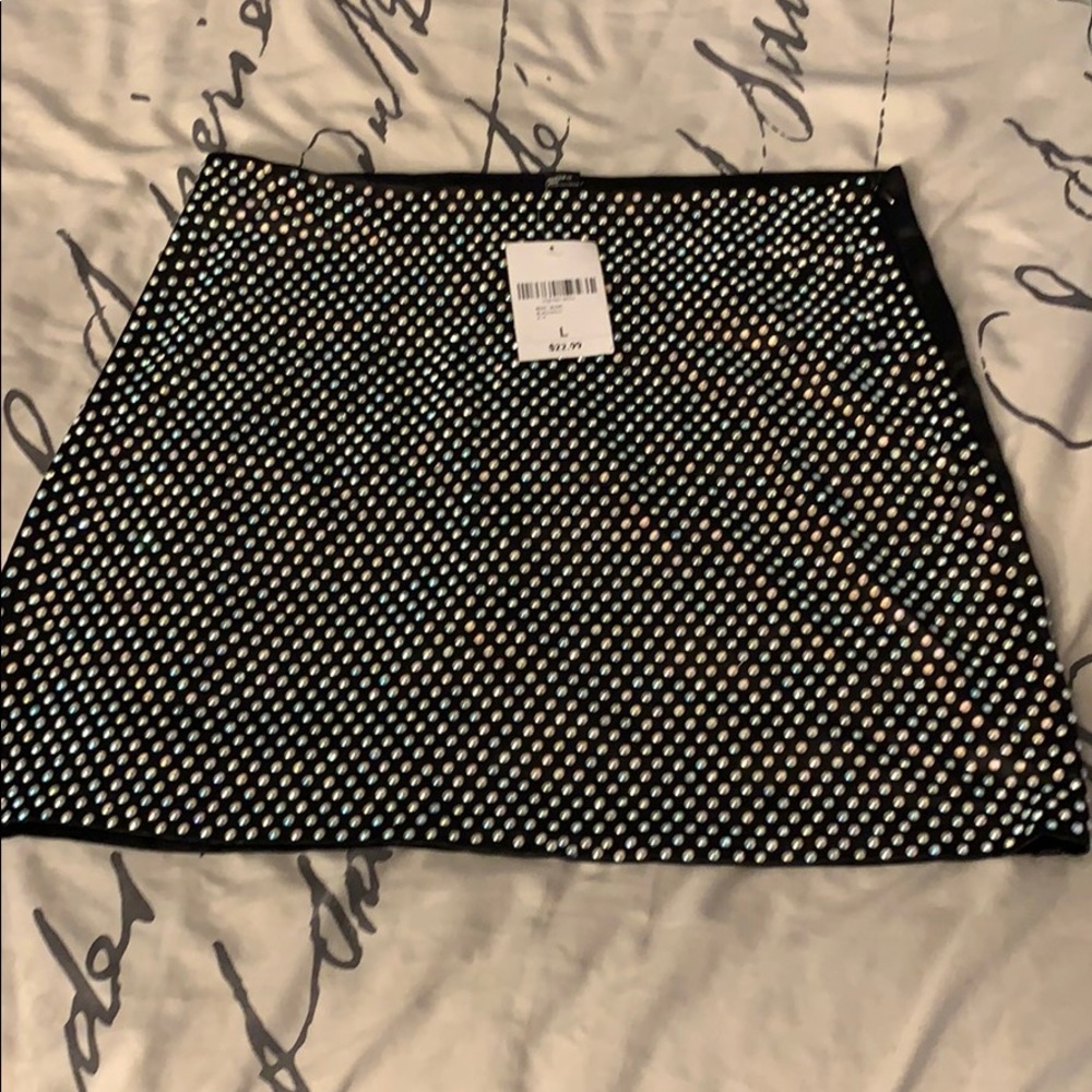 Short black diamond skirt